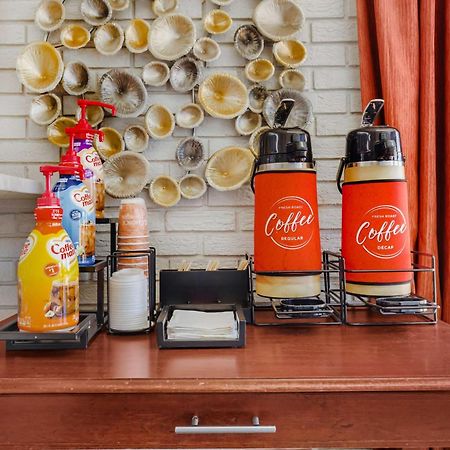 Econo Lodge Creedmoor Екстериор снимка